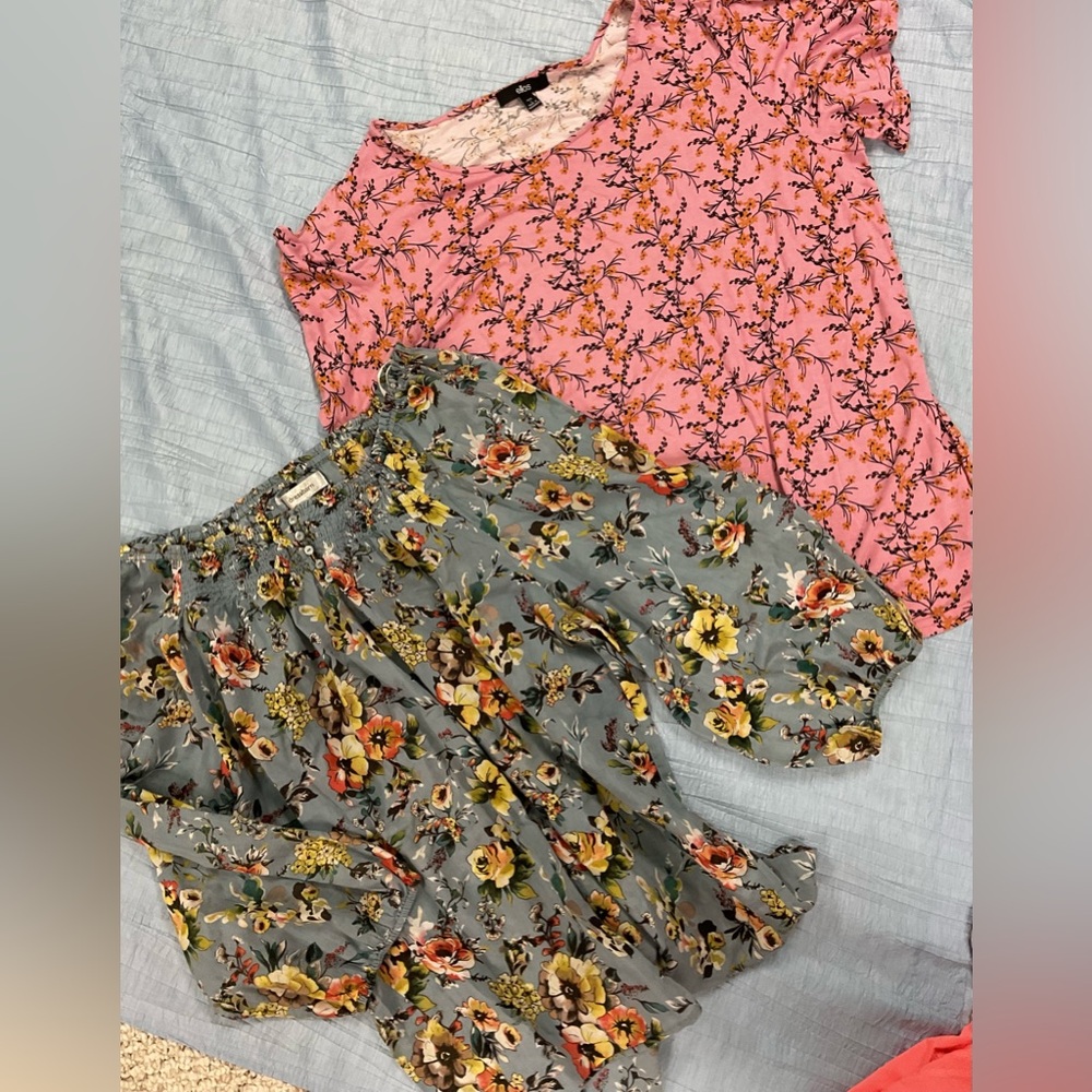 Off The Shoulder Blousie Top and Short Sleeve T